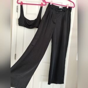 Elegant Black Women's Wide-Leg Pants With Matching Top 6